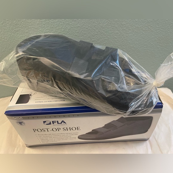 FLA Orthopedics Post-Op Shoe, Black, Size L, never used. - Picture 11 of 12
